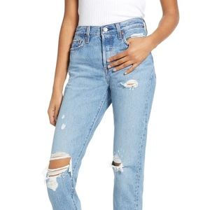 Levi’s Wedgie Straight Jeans